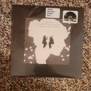 Taylor Swift Vinyl Record - Black and White